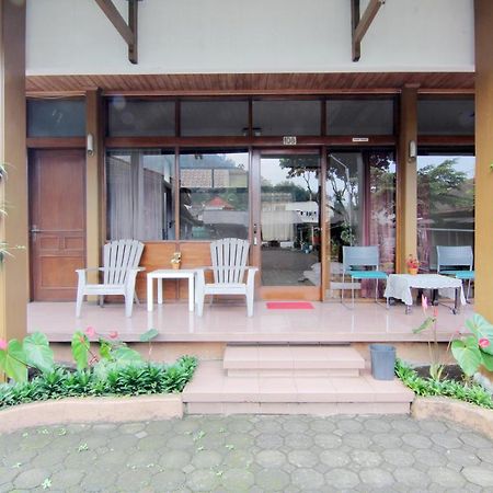 למבאנג Villa Enggal מראה חיצוני תמונה