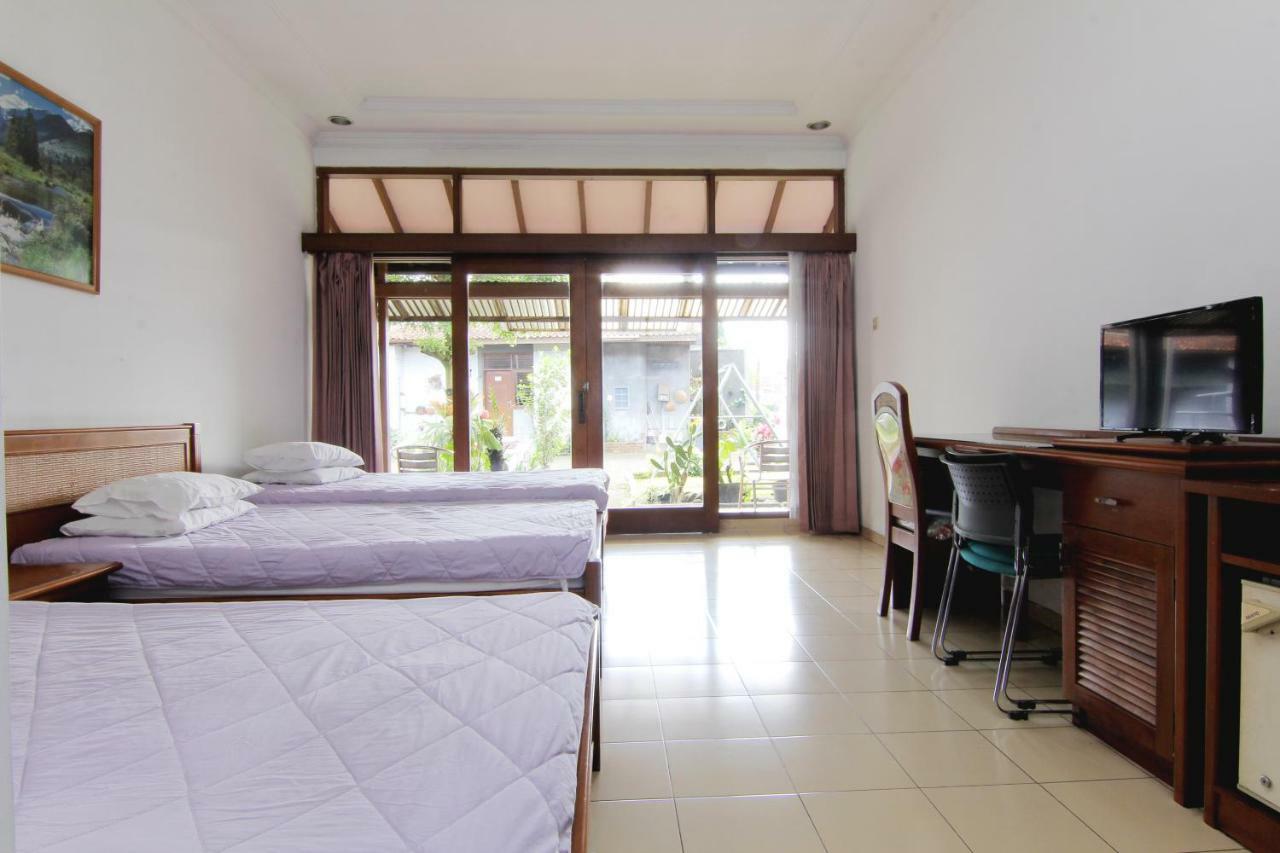 למבאנג Villa Enggal מראה חיצוני תמונה