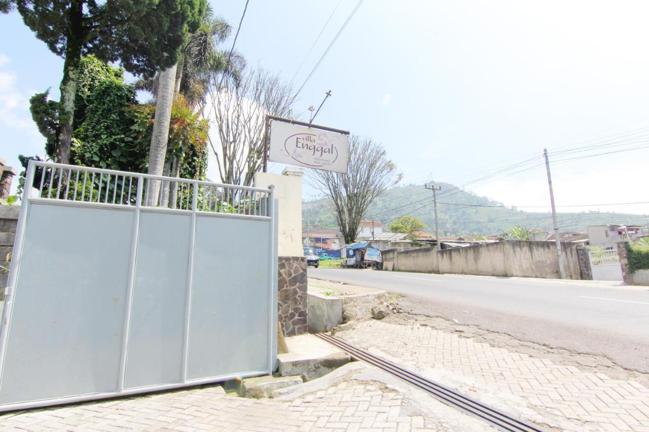למבאנג Villa Enggal מראה חיצוני תמונה