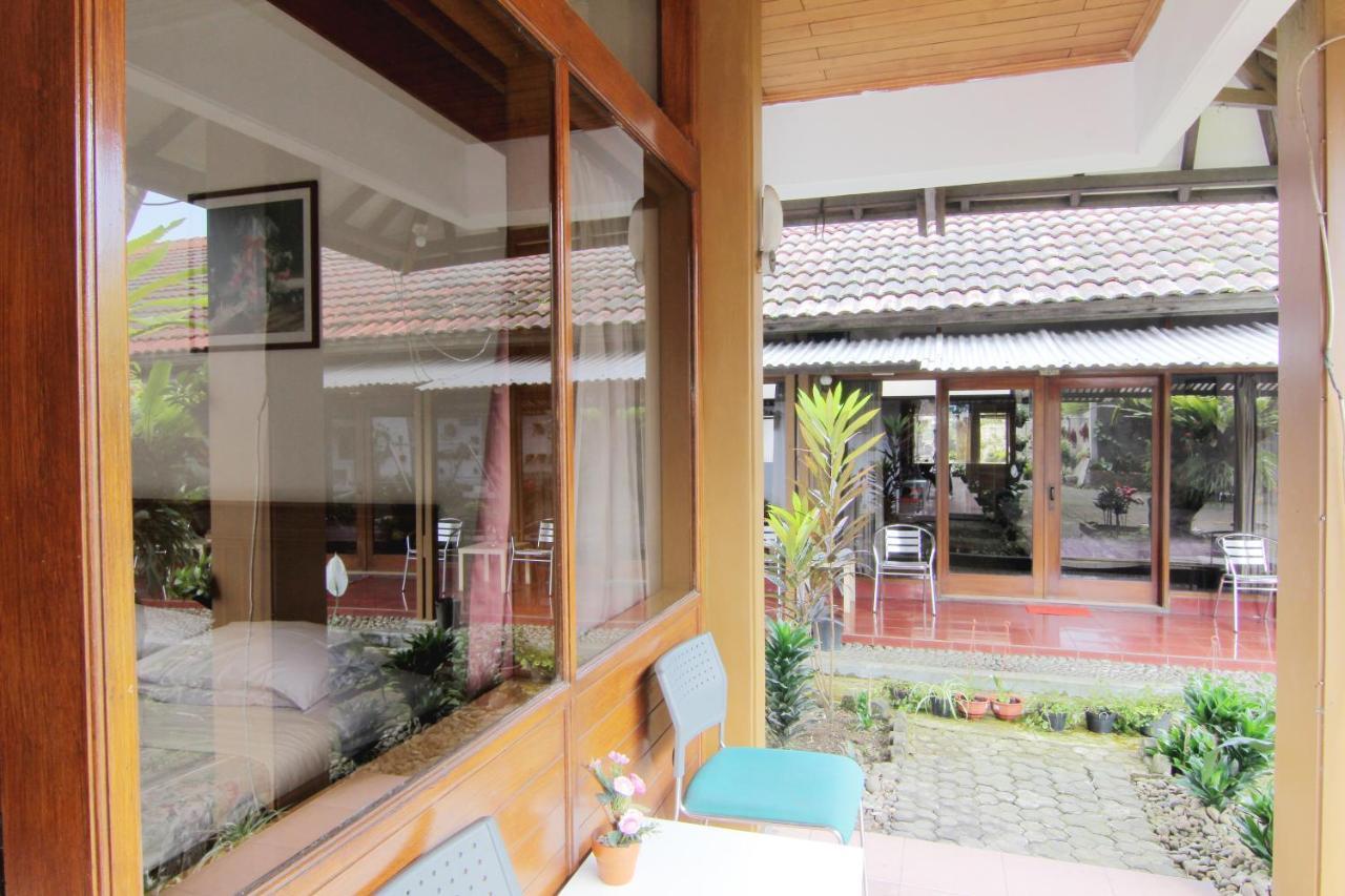 למבאנג Villa Enggal מראה חיצוני תמונה